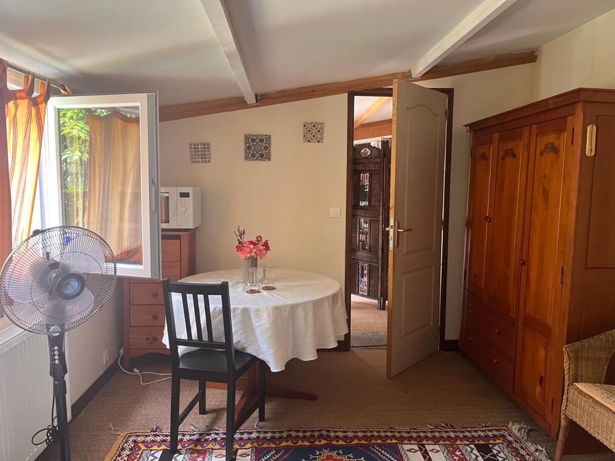 A Room And Garden Close To Paris فيتري سور سين المظهر الخارجي الصورة